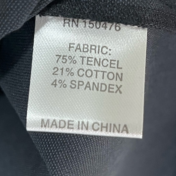 Crosby by Mollie Burch large short sleeve with ruffles. (B) - Picture 3 of 3